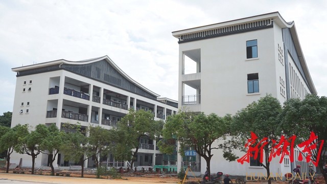 李夏涛 通讯员  舒昭兵)连日来,靖州苗族侗族自治县渠阳镇芙蓉学校