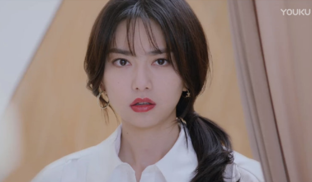 你微笑时很美女二是枕上书的闽酥撞脸张天爱还是江疏影闺蜜