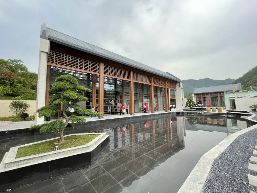 张弼士博物馆开馆!览一代侨领风范,寻百年张裕根脉_腾讯新闻