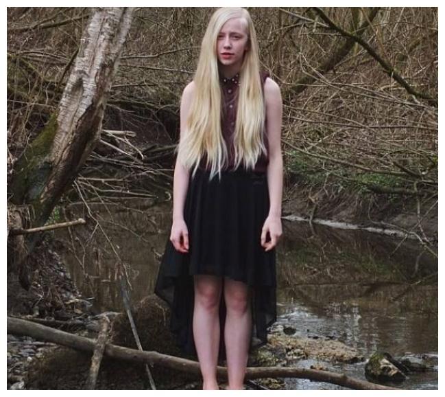 还记得曾经的"丹麦天使"吗?网友:曾经追成狗,现在只想"扭头走"!