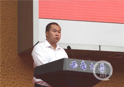 论文致谢走红的黄国平寄语学弟学妹认真活一次才对得住这一生