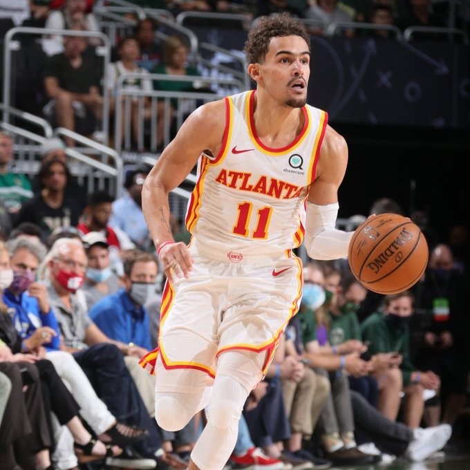 年少有为狂轰48分11助特雷杨创下多项纪录比肩詹姆斯东契奇