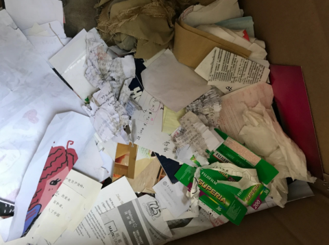 顺丰把客户12箱快递全扔进了垃圾场 媒体发现