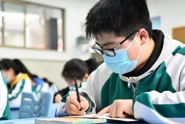 高考可以不考英语 小语种考试突出重围 英语困难户 有救了 腾讯新闻