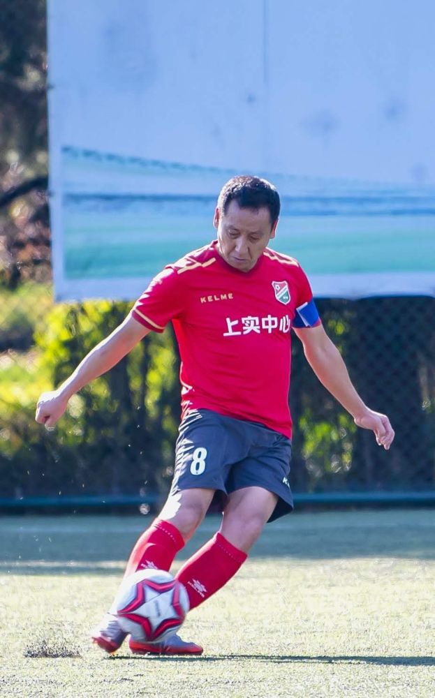 青岛海牛传奇右边路联袂再登场陈刚左文清携手举办暑期训练营