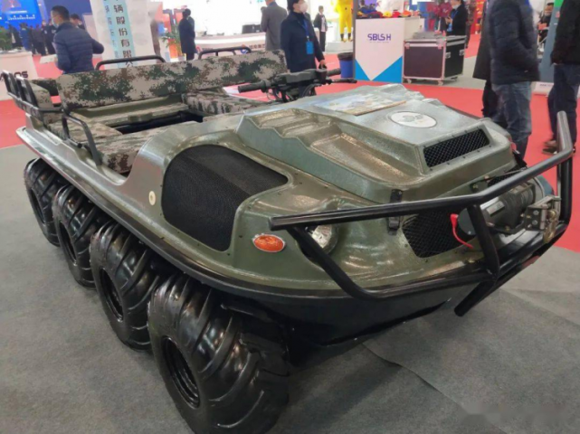 西贝虎水陆两栖车亮相第三届东北亚安全与应急产业博览会