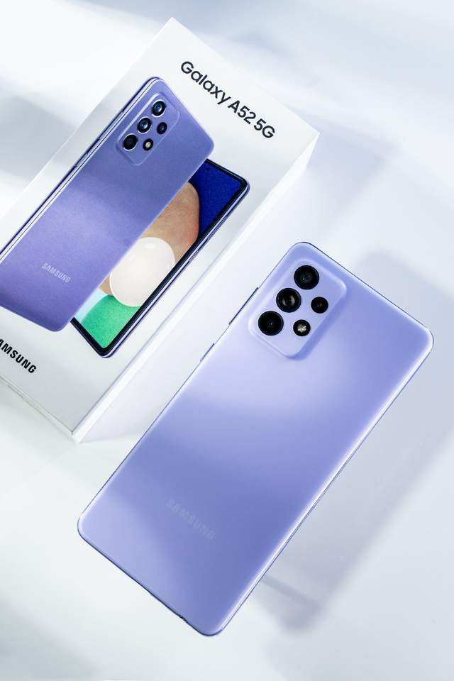 此外三星galaxy a52 5g还兼具ip67的防尘防水,能够浸入深达1米的无