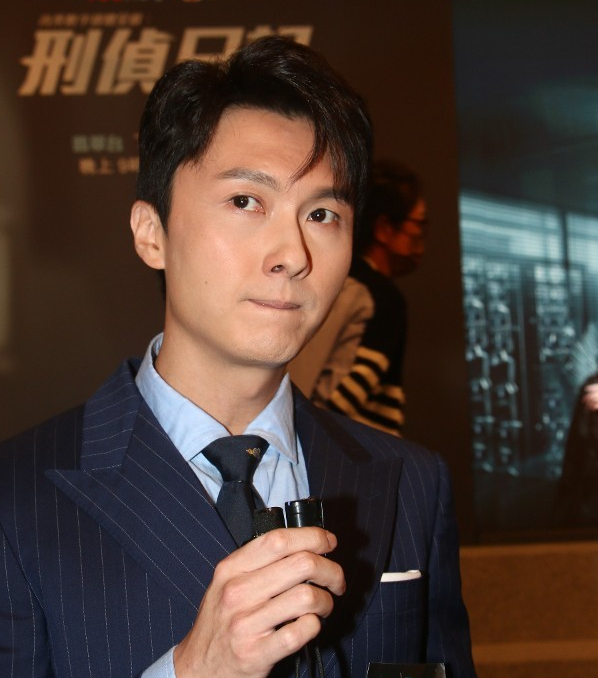 王浩信赞太太陈自瑶配音成绩好,直言她绝对有能力做女一