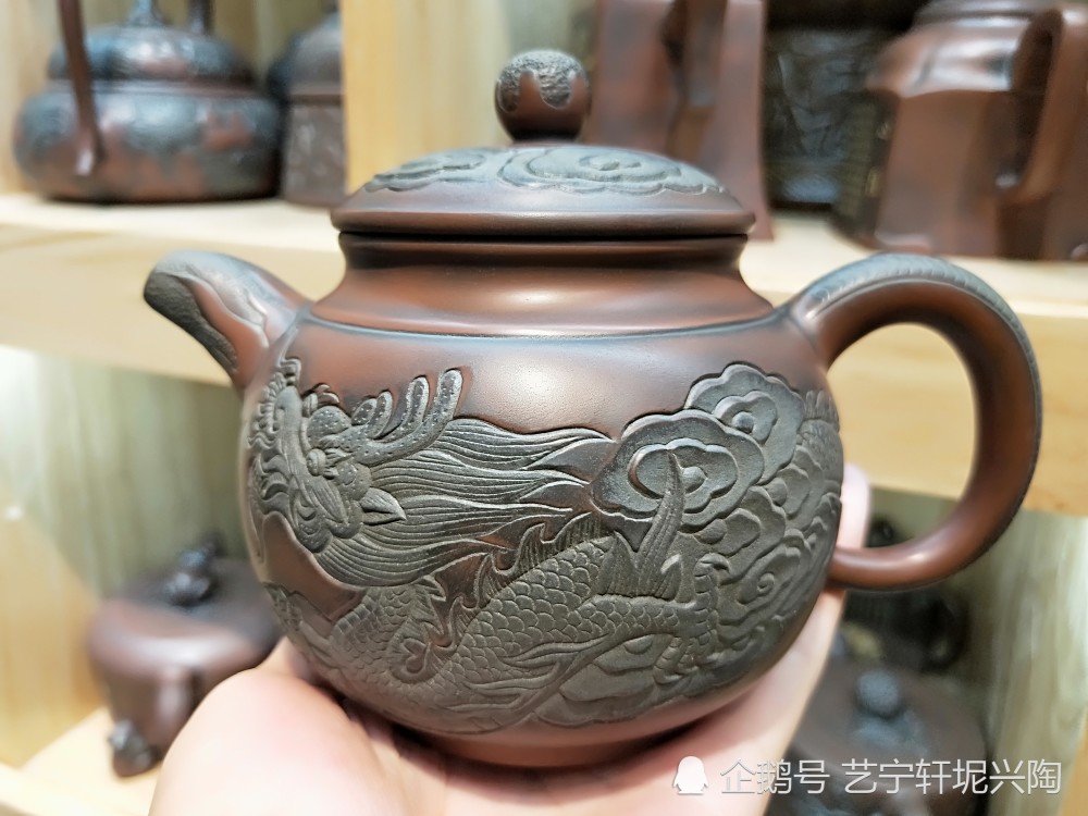 广西钦州坭兴陶壶黎昌权手工雕刻龙壶非常漂亮古色古香