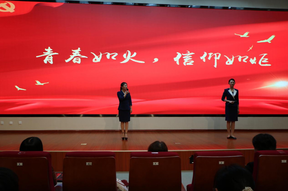 的优秀代表通过《尽善尽美为人民》《青春如火 信仰如炬》《时光不老