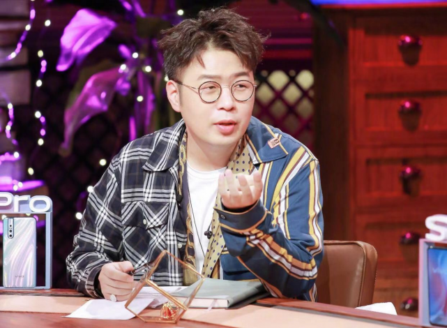 相恋八年只是利益结合杜海涛为她背锅曝出沈梦辰幕后利益真相