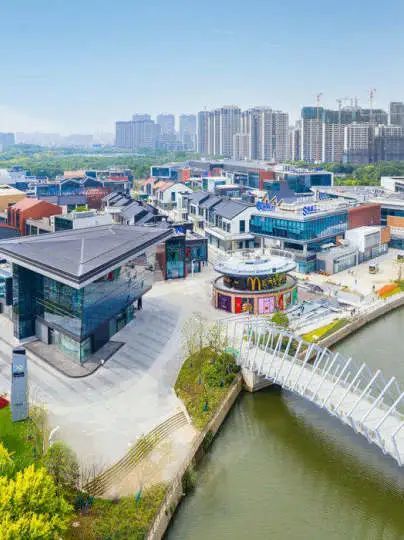 上海海纳小镇以城市治理创新推动数字化苏浙沪三个小镇人才与资本共享