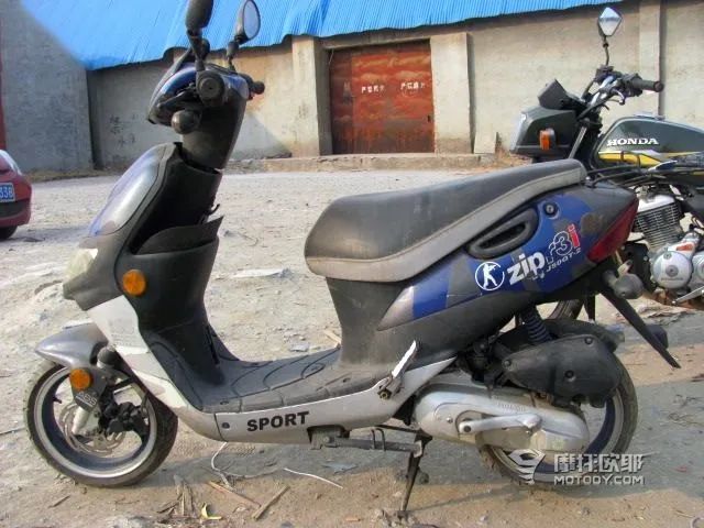 为老爸选一台陪他到老的摩托车,50cc排量还有什么可以选?_腾讯新闻