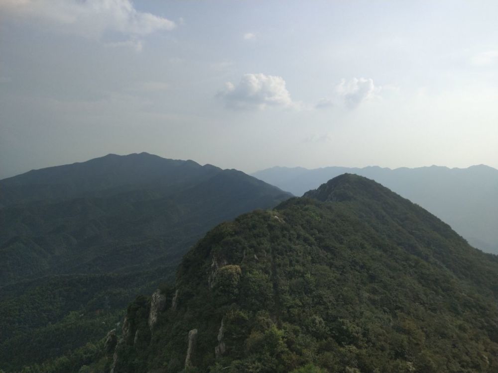 小南岳山图片