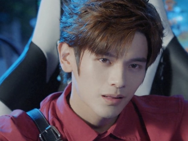 你微笑时很美陆思诚不想弟弟打游戏不是他太菜而是另有隐情