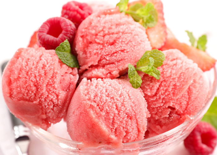 孩子爱吃的覆盆子冰淇淋,冰凉甜香又营养,美味又解馋的夏日美食