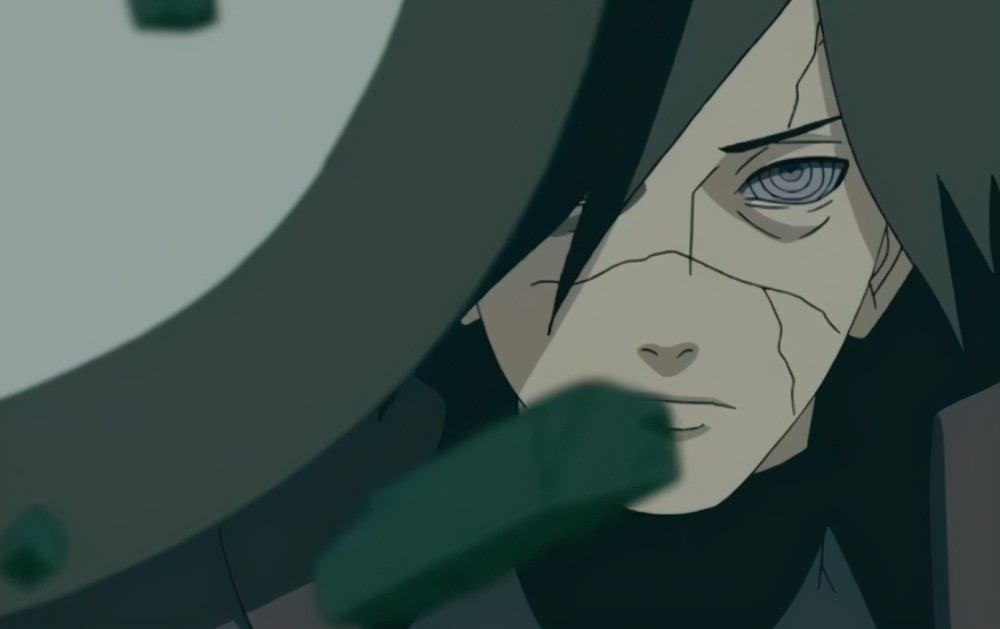 在焰团扇回到了宇智波斑的手中,则将查克拉彼此融合,瞬间发挥出很强的