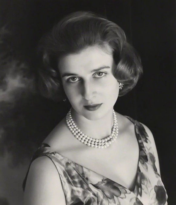 希腊末代公主:最后嫁入英国王室的蓝血贵族,戴安娜学她穿千鸟格