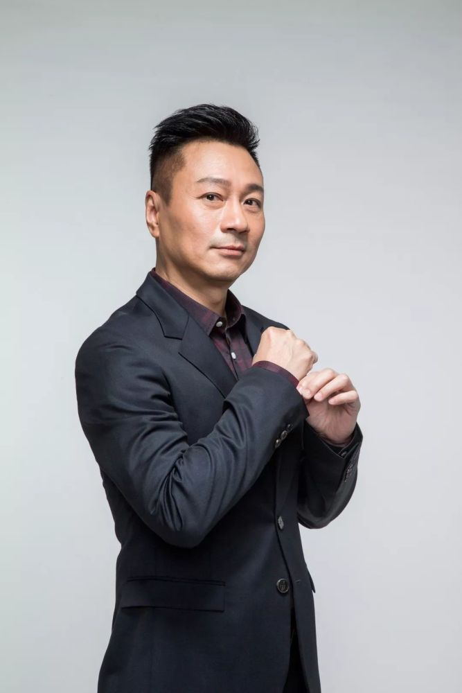 黎耀祥分享工作餐网友赞这才是艺人该有的样子他说应该的