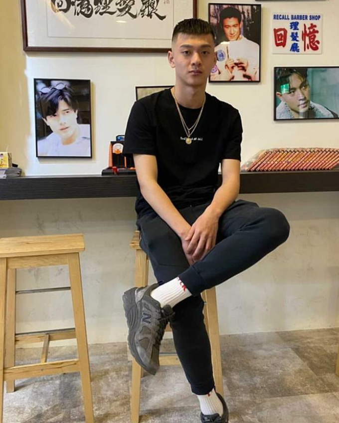 陈宝莲儿子19岁生日,发长文感激养母,称没有妈妈上不了好大学_腾讯