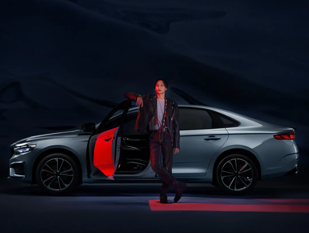 5万台,尹正代言!吉利家轿搅局成功_腾讯新闻