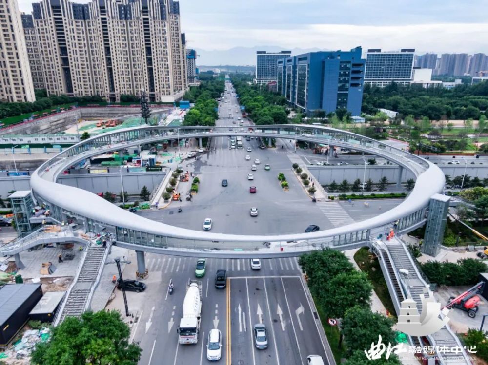 西安最美环形天桥正式启用!