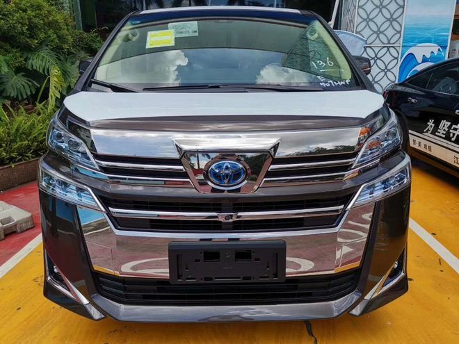 最先上道 21款丰田威尔法天津报价