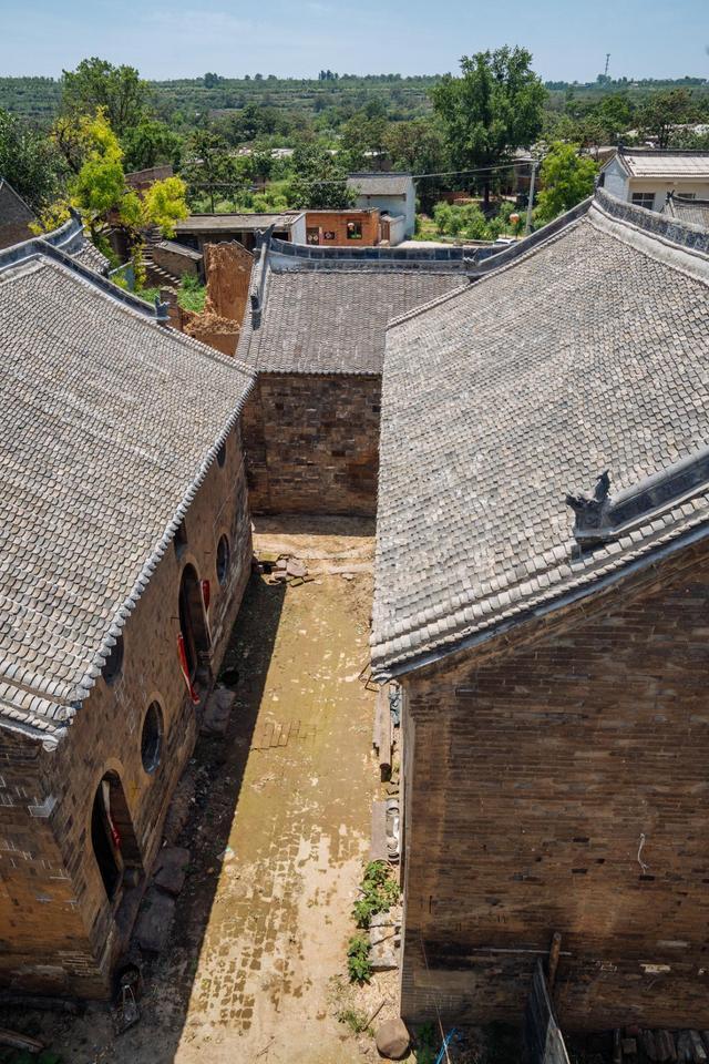 寺河南村超美古村破破烂烂还是第1批保护村落