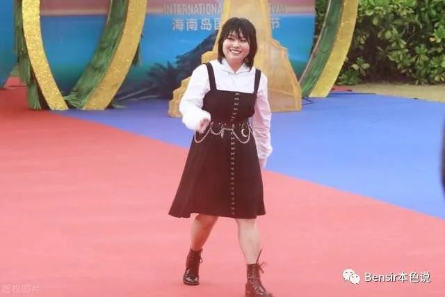 杨蒙恩求婚成功，何广智搬进舒适区，头部脱口秀演员能赚多少钱？