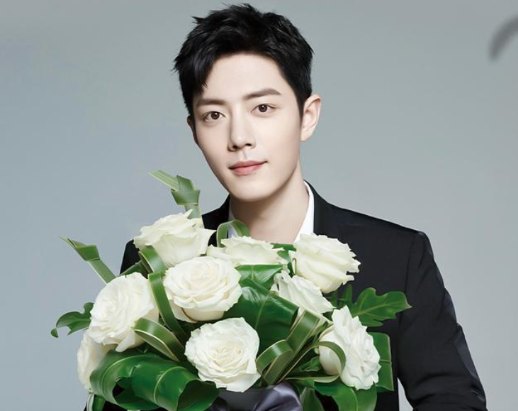 知名作家透露 余生请多指教 定档时间 肖战背着杨紫笑容太灿烂 全网搜