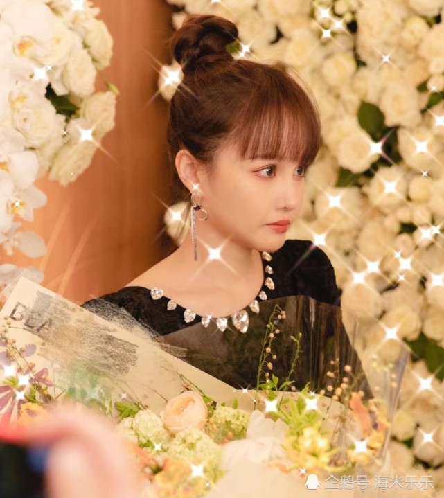 赵本山女儿接受男友求婚 白花黑相框被吐槽布置不合适|赵本山|赵珈萱