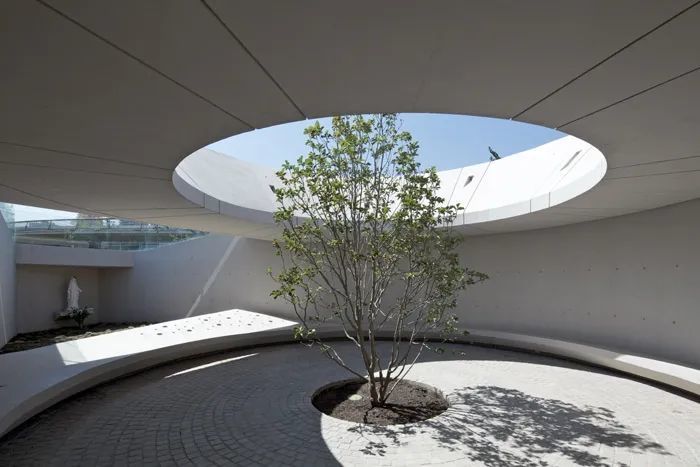 什么是覆土建筑?|精选16个覆土建筑项目