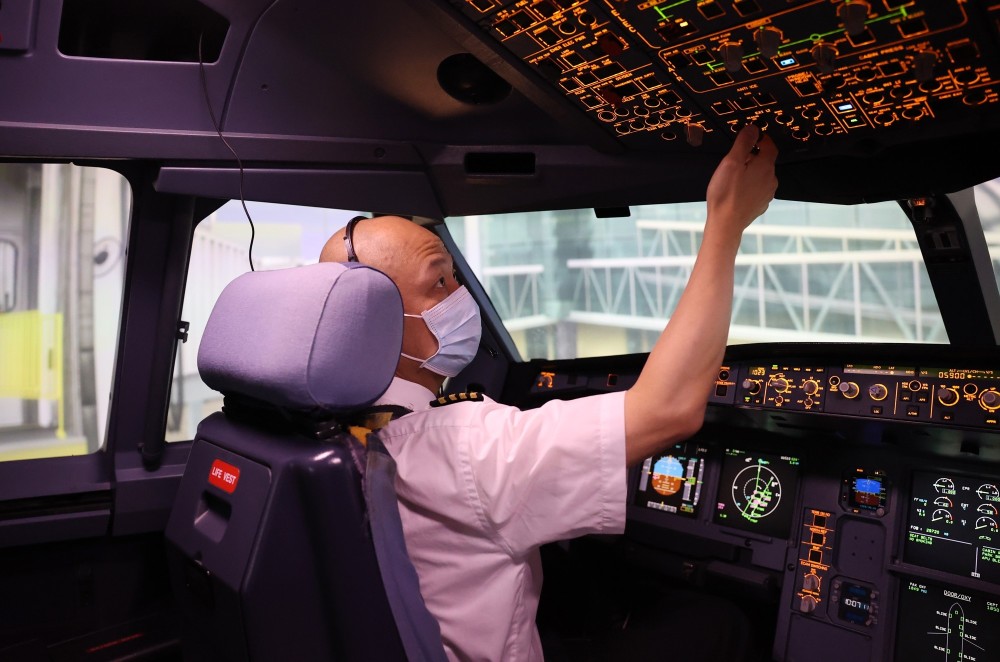 国航天府国际机场首航日航班提前看