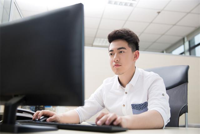 专业就业率排行榜_“华而不实”的5个专业,听上去高端大气,实则就业率很差