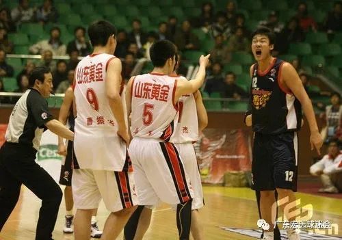 這些關於廣東宏遠隊的假消息鬧得滿城風雨,別說,球迷還真喜歡看!