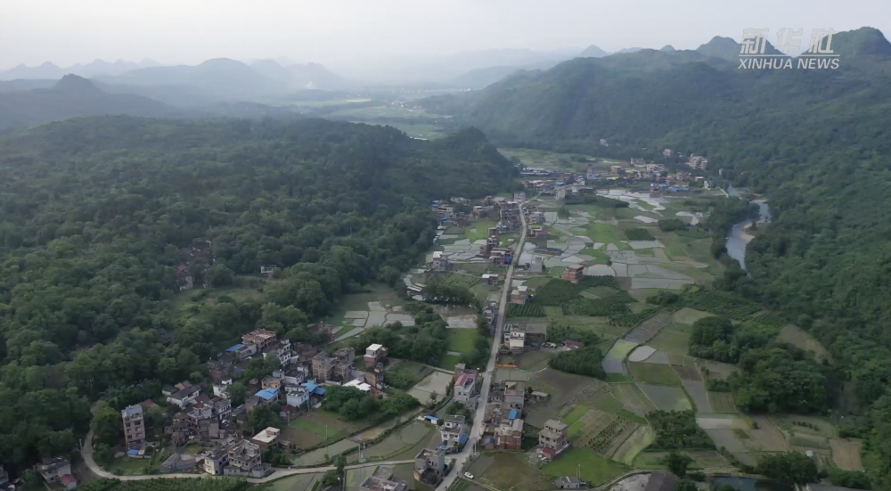 在广西桂林市全州县两河镇的一个自然村板塘村,湘江战役期间,部分红军