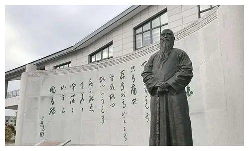 大师醉酒题字 不可随处小便 醒来后巧改字的顺序 成醒世名言 腾讯新闻
