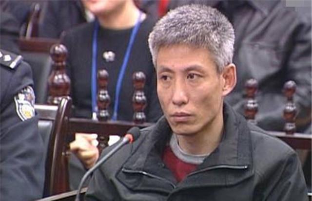 刘德华20年前在东北遭地头蛇打耳光靠赵本山解围幕后真相意外