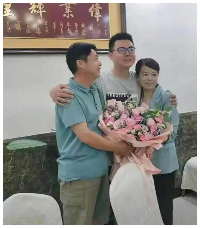 否则像杜新枝这种在不断在真实和谎言中穿插不停的