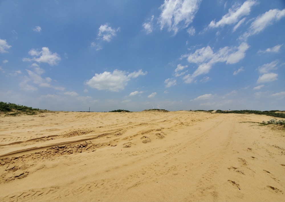 身处江南的江西竟然还隐藏着这么一大片沙漠