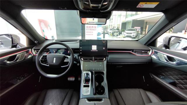 到店实拍wey摩卡一台香味扑鼻的城市suv