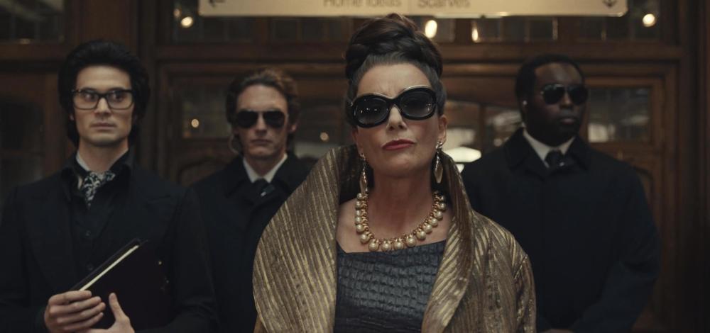 石头姐产后复出的首部作品,让两位影后做配,贡献人生第一个反派