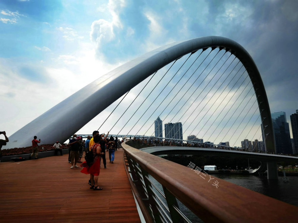 8组镜头记录与广州第一座跨江人行桥的亲密接触感叹太美