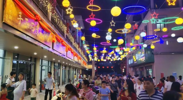 最能开启一天的活力|云吞|文化街|雪姨|城市广场|临街|食材|黄记|浦北