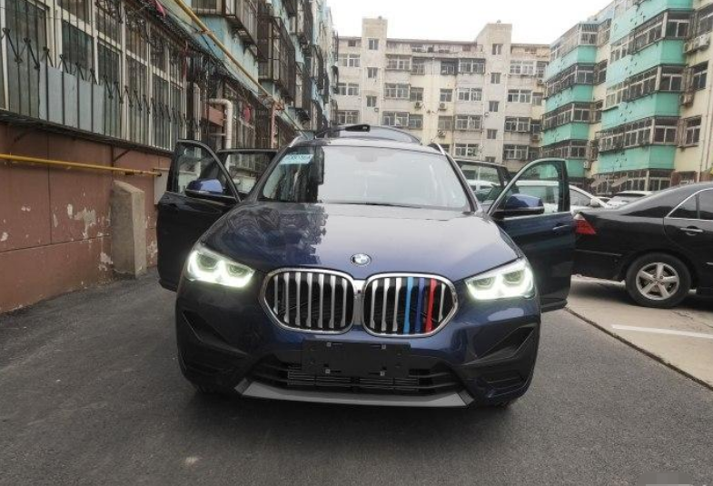 又降了，从27万跌破19万，开出去，光看车标就比汉兰达上档次
