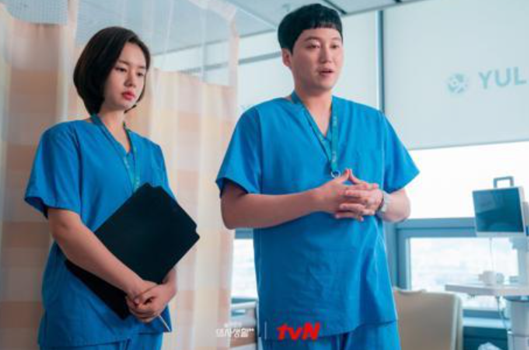 豆瓣9.7,这部新韩剧炸了