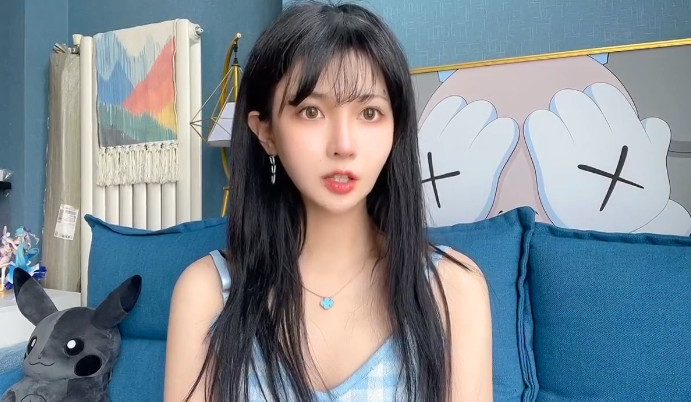 知名女网红木汁,抛弃王者荣耀cp,转投cf一哥怀抱!网友:真刺激!