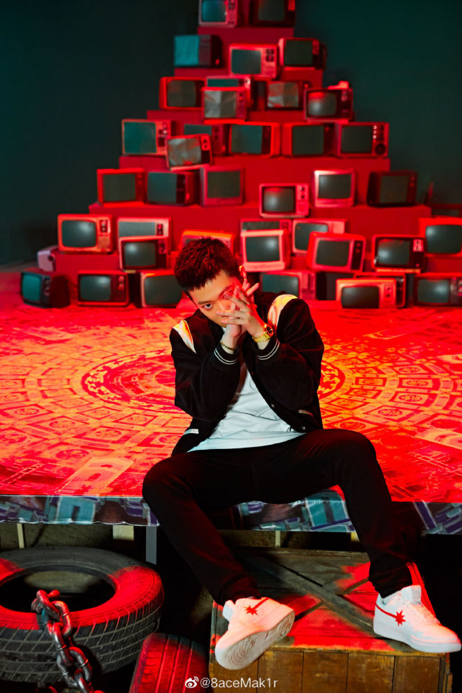 突发!pgone复出歌曲《破晓》宣布推迟