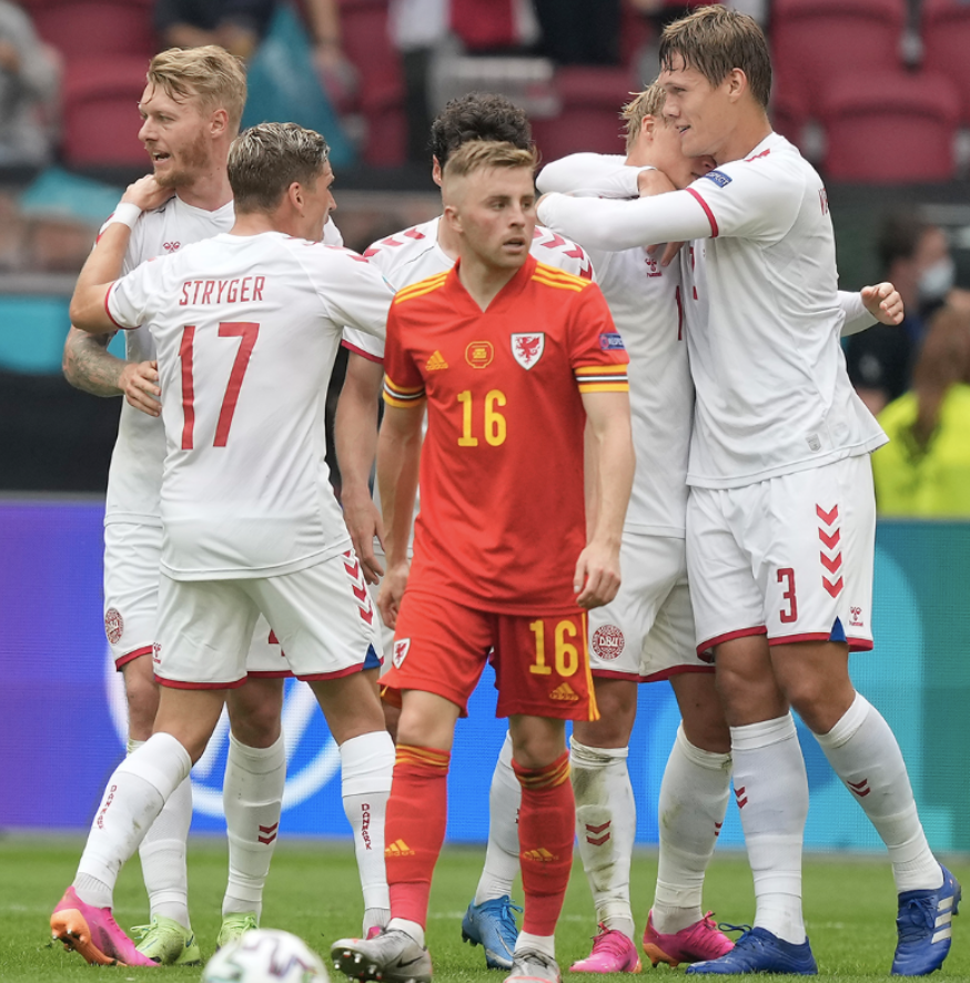 1,这是丹麦队自2004年欧洲杯以来首次打入8强