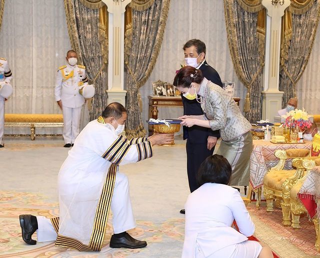 近来泰国国王拉玛十世玛哈·哇集拉隆功露面的频率不似前一段时间那么